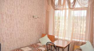 Гостиница Penza Hostel Пенза Двухместный номер с 2 отдельными кроватями и общей ванной комнатой-1